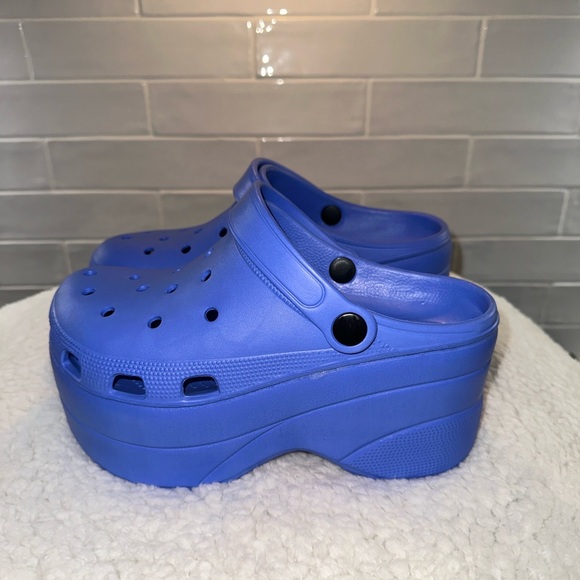 Blue Platform Clogs - Picture 6 of 8